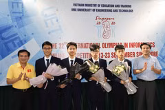 Quatre élèves vietnamiens primés aux Olympiades internationales d'informatique 2020