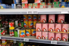 Le litchi en conserve du Vietnam en vente dans des supermarchés en France