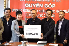 Les Vietnamiens vivant en Allemagne ont fait un don total de plus de 150 000 euros (167 100 dollars) pour soutenir les victimes du typhon Yagi. Photo: VNA