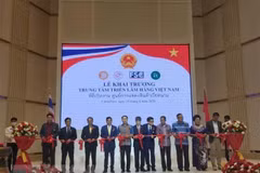 Inauguration d’un centre d’expositions des produits vietnamiens à haute qualité en Thaïlande