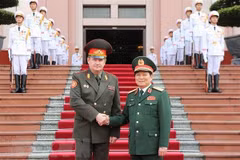 Le ministre biélorusse de la Défense en visite officielle au Vietnam