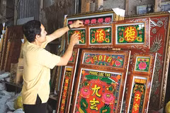 Peinture sur verre inversé, une tradition à conserver