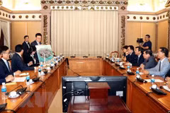 Ho Chi Minh-Ville et le groupe Lotte coopèrent dans la construction d'infrastructures