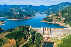 La société de la centrale hydroélectrique de Dakdring sera cotée sur UpCom