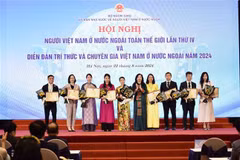 Clôture de la 4e Conférence mondiale des Vietnamiens à l'étranger. Photo: VNA