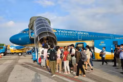 La demande de voyages durant le Nouvel An lunaire 2025 sera plus élevée que l'an dernier. Photo: Vietnamplus