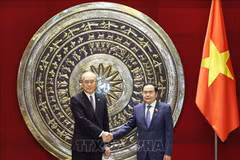 Le président de l'AN reçoit le président de la Cour populaire suprême chinoise