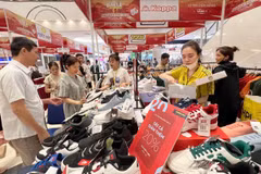 Au centre commercial Aeon Mall à Long Bien, Hanoï, Photo : VNA