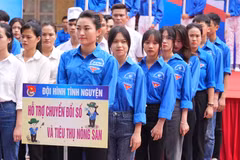Des jeunes locaux participent activement aux activités des groupes communautaires de technologie numérique. Photo : bacgiang.gov.vn