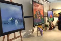 Exposition de peintures marquant le Sommet spécial R. de Corée – ASEAN 2019 à Hanoï