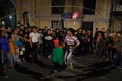 À Hanoi, des jeux folkloriques font la joie des petits et grands