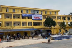L’hôpital ambulant de Me Linh prêt à traiter des patients du COVID-19