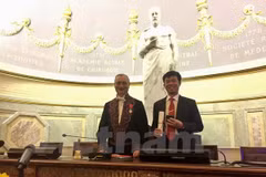 Un Vietnamien entre à l'Académie nationale de médecine de France