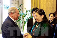 Visite de travail de la vice-présidente de l’AN Tong Thi Phong en Italie