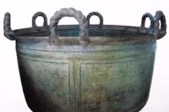 Un mystérieux chaudron de bronze vieux de trois siècles
