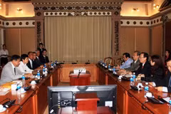 Ho Chi Minh-Ville et la préfecture de Nagasaki (Japon) favorisent les échanges d'étudiants
