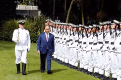 La cérémonie d'accueil officielle accordée au PM Nguyen Xuan Phuc en Nouvelle-Zélande