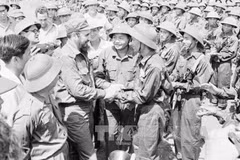 Cuba célèbre les 45 ans de la visite du leader cubain Fidel Castro à Quang Tri 