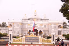 Le Laos commence deux jours de deuil national en mémoire du président Trân Dai Quang