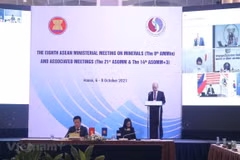 La coopération ASEAN+3 contribue à stimuler l'exploitation minière durable