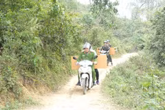 Des efforts pour l'alphabétisation des Mông à Cao Bang