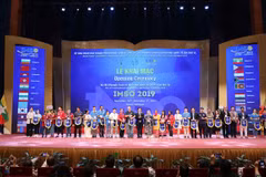 Ouverture des Olympiades internationales de mathématiques et de sciences 2019 à Hanoï
