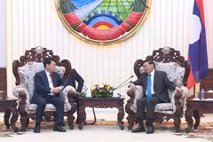 Le Premier ministre laotien salue la coopération entre les polices vietnamienne et laotien