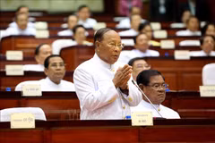 Un mémoire du président de l’Assemblée nationale du Cambodge Heng Samrin voit le jour