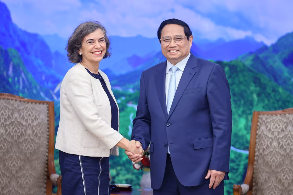 Le Premier ministre vietnamien Pham Minh Chinh reçoit l'ambassadrice d'Espagne au Vietnam, Carmen Cano De Lasala, le 4 avril 2024. Photo: VNA