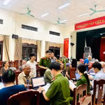 Hai Phong lance la deuxième phase de prélèvement d'ADN pour les proches des soldats tombés au combat et non identifiés. Photo : La police de la ville de Hai Phong