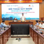 Le vice-président du Comité populaire de Gia Lai, Lam Hai Giang, s'exprime lors de la conférence de presse. Photo: VNA