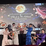 Un numéro artistique lors du programme « Grand concert sous la pleine lune - Fête de la Mi-Automne vietnamienne 2026 ». Photo: VNA