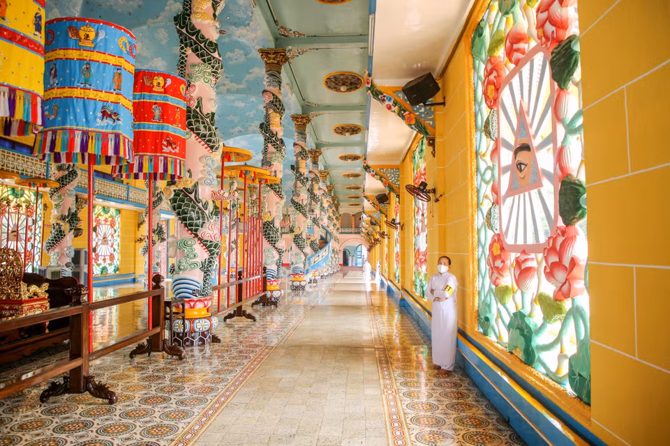 Le Grand Palais est décorée de détail minutieux. Photo : VNA