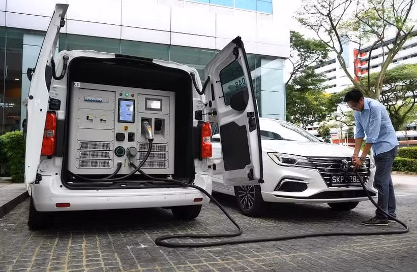 Singapour va tester un service de recharge mobile pour les véhicules électriques