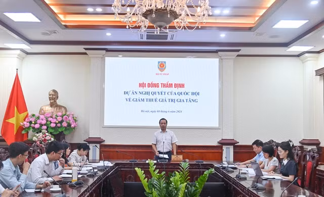Lors de la réunion. Photo : baochinhphu.vn