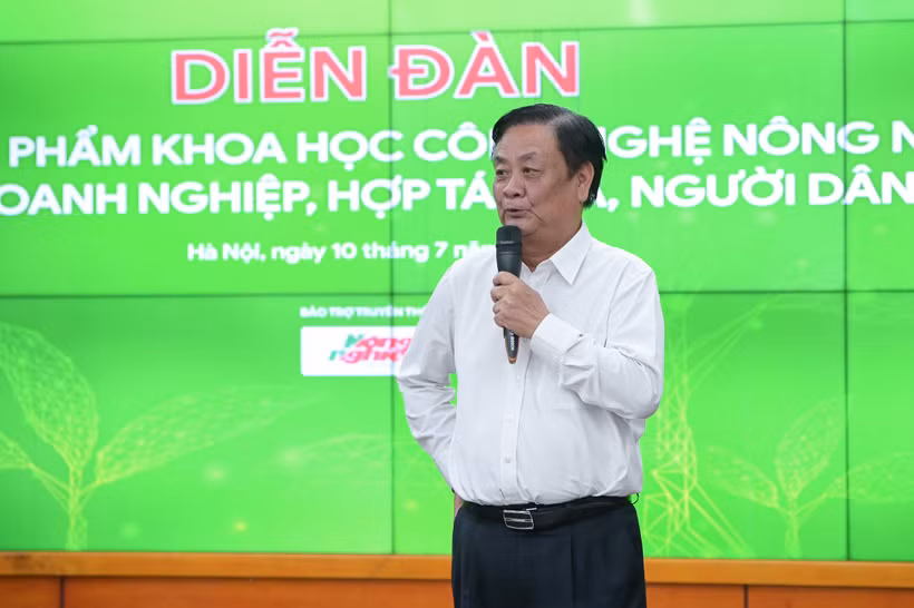 Le ministre de l'Agriculture et du Développement rural Le Minh Hoan lors de la conférence. Photo : journal Nong Nghiep