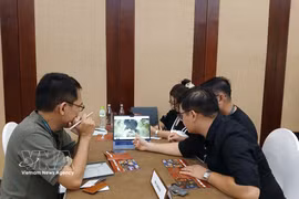 Le Vietnam intensifie la lutte contre la fraude commerciale et les atteintes à la propriété intellectuelle. Photo: VNA