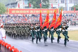 Les officiers et soldats de l'Armée populaire du Vietnam. Photo: VNA