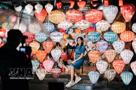 Le Festival international des lanternes de Hoi An propose un riche programme culturel