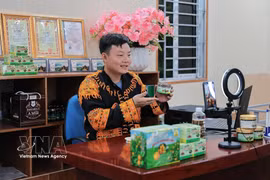 Lang Son: des jeunes de l'ethnie Dao développent l’économie locale grâce aux produits emblématiques de la montagne de Mâu Son