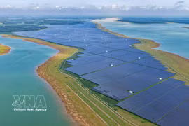 Les centrales solaires Dau Tieng 1, Dau Tieng 2 et Dau Tieng 3, construites sur une superficie d’environ 720 ha, ont constitué autrefois le plus grand complexe de centrales solaires d’Asie du Sud-Est. Photo : VNA