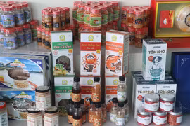 Certains des produits OCOP de la province de Ca Mau. Photo: VNA