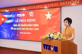 La directrice générale de la VNA, Vu Viêt Trang, s'exprime lors de la cérémonie. Photo: VNA