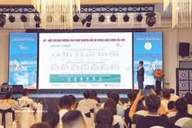 Face à l'essor du marché touristique national en 2026, le ministère de la Culture, des Sports et du Tourisme du Vietnam a proposé la création d'une plateforme nationale de données unifiée selon le modèle « 1+34+N ». Photo: TITC