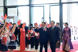 Le roi Maha Vajiralongkorn Phra Vajiraklaochaoyuhua et le secrétaire général du Parti et président de la République Tô Lâm, en septembre 2026 à Hanoi. Photo: VNA