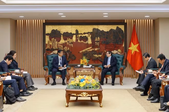 pham-minh-chhinh-ito-naoki-vna.jpg