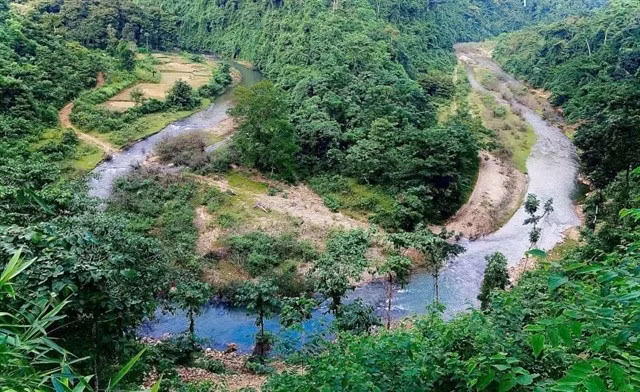 vue-aerienne-de-la-reserve-naturelle-de-pu-huong.jpg