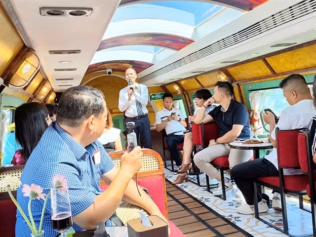 train-hanoi-ninh-binh.jpg