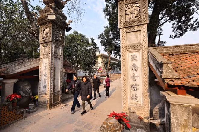 temple-voi-phuc.jpg