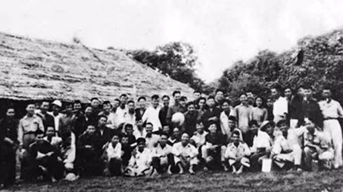 lecole-de-journalisme-huynh-thuc-khang-en-1949.jpg